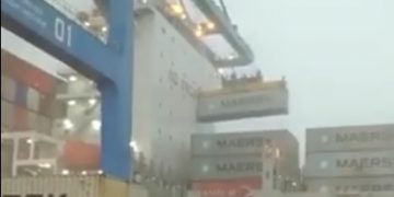 Vendaval provoca acidente com container no Porto de Imbituba_OMDN_O Mundo dos Negócios