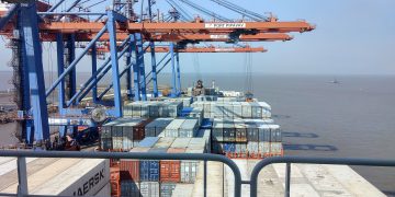 Índia define estratégias para aumentar as exportações_OMDN_OMDN_Porto de Pipavav_Harish Shah Unsplash