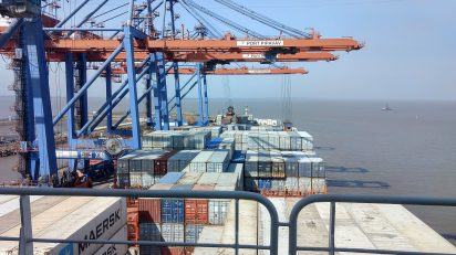 Índia define estratégias para aumentar as exportações_OMDN_OMDN_Porto de Pipavav_Harish Shah Unsplash