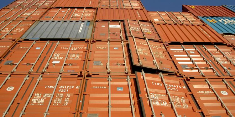 Órgãos reguladores concluem Estudo de Tempos na Importação_OMDN_O Mundo dos Negócios_David Mark por Pixabay