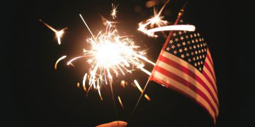 Independence Day um 4 de Julho diferente neste ano_OMDN_O Mundo dos Negócios_Stephanie McCabe on Unsplash