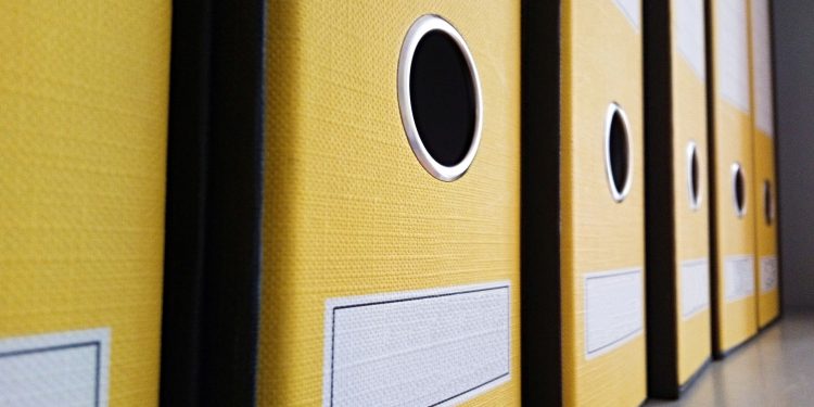 Por quanto tempo manter os documentos de importação_OMDN_O Mundo dos Negócios_vargazs por Pixabay