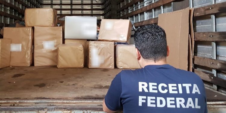 RFB apreende R$ 240 mil em mercadorias importadas de forma irregular_OMDN_O Mundo dos Negócios_Receita (2)
