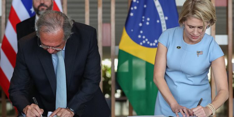 Brasil assina pacote comercial com os Estados Unidos_OMDN_O Mundo dos Negócios